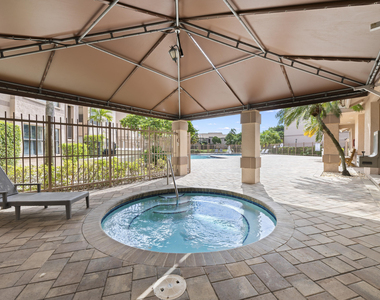 2900 S University Drive - Photo Thumbnail 7