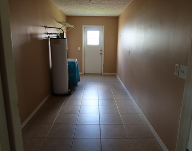601 Se Polynesian Avenue - Photo Thumbnail 7