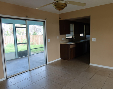 601 Se Polynesian Avenue - Photo Thumbnail 11