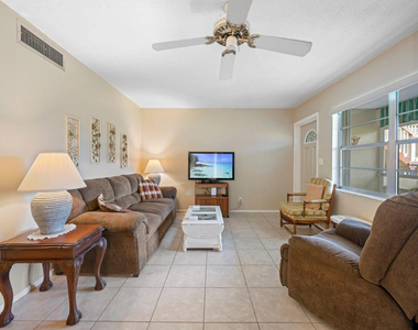 5300 Washington Street - Photo Thumbnail 5