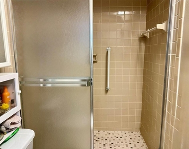 1800 Sw 81st Avenue - Photo Thumbnail 25