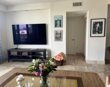 2051 Se 3rd Street - Photo Thumbnail 47