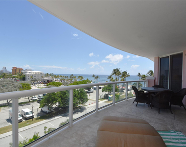 2051 Se 3rd Street - Photo Thumbnail 1