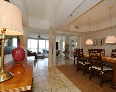 2051 Se 3rd Street - Photo Thumbnail 25