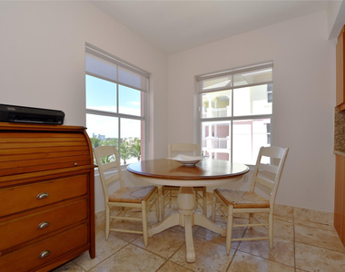 2051 Se 3rd Street - Photo Thumbnail 20