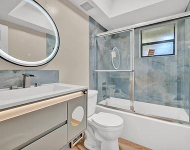 3287 Cocoplum Circle - Photo Thumbnail 10