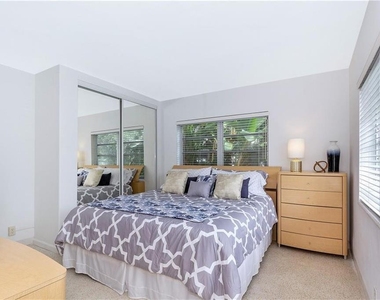125 Isle Of Venice Drive - Photo Thumbnail 3