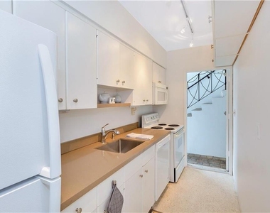 125 Isle Of Venice Drive - Photo Thumbnail 8