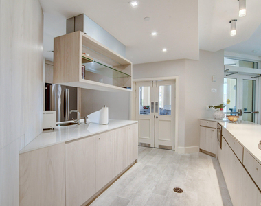 300 Se 5th Avenue - Photo Thumbnail 50