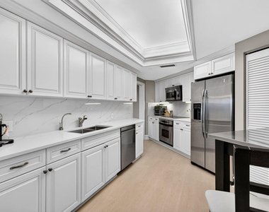 300 Se 5th Avenue - Photo Thumbnail 35