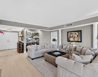 300 Se 5th Avenue - Photo Thumbnail 53