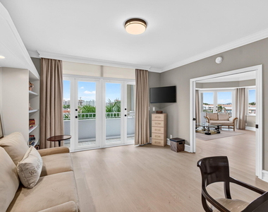 300 Se 5th Avenue - Photo Thumbnail 80