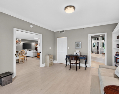 300 Se 5th Avenue - Photo Thumbnail 82