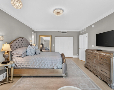 300 Se 5th Avenue - Photo Thumbnail 63