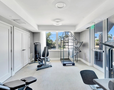 300 Se 5th Avenue - Photo Thumbnail 26