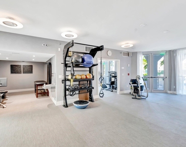 300 Se 5th Avenue - Photo Thumbnail 25