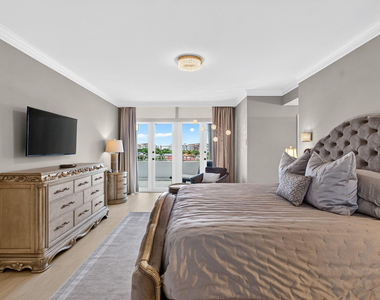 300 Se 5th Avenue - Photo Thumbnail 61