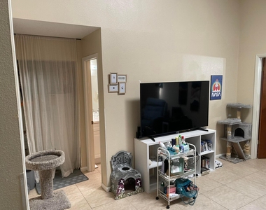 7607 Se Hobe Terrace - Photo Thumbnail 6