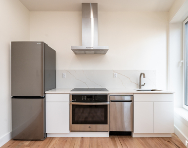 394 Broadway - Photo Thumbnail 7