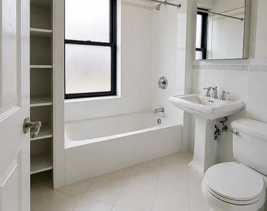 166 2nd Avenue - Photo Thumbnail 4