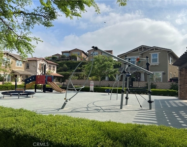 2418 S Fremont Avenue - Photo Thumbnail 29