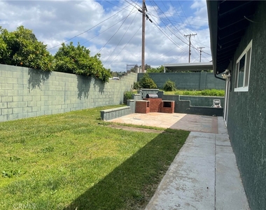 2240 Electra Avenue - Photo Thumbnail 10