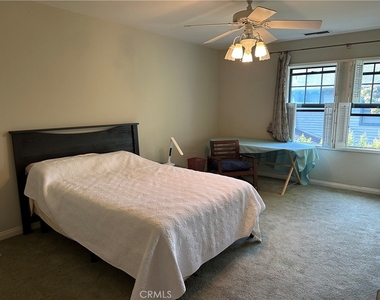 832 Magnolia Avenue - Photo Thumbnail 9