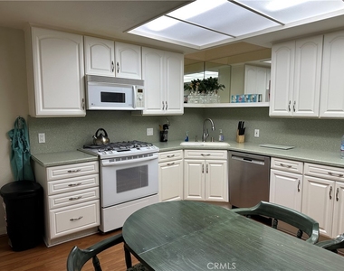 832 Magnolia Avenue - Photo Thumbnail 12