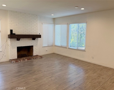 18617 Trot Ave - Photo Thumbnail 3