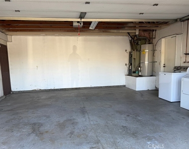 18617 Trot Ave - Photo Thumbnail 23