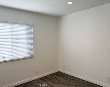 18617 Trot Ave - Photo Thumbnail 11