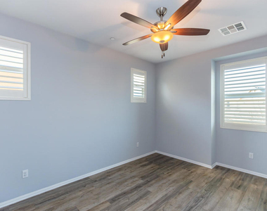 1768 Impatiens Place - Photo Thumbnail 12