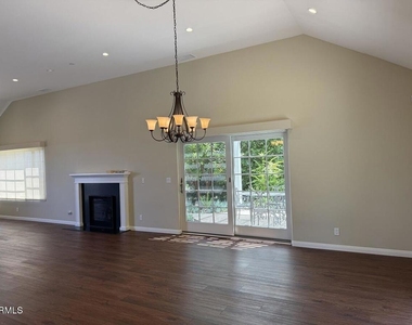 639 Skyview Terrace - Photo Thumbnail 4