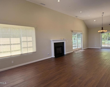 639 Skyview Terrace - Photo Thumbnail 3