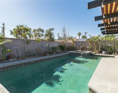 27350 Melanita - Photo Thumbnail 6