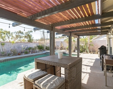 27350 Melanita - Photo Thumbnail 9