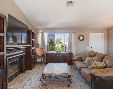 27350 Melanita - Photo Thumbnail 13