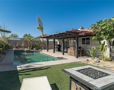 27350 Melanita - Photo Thumbnail 8