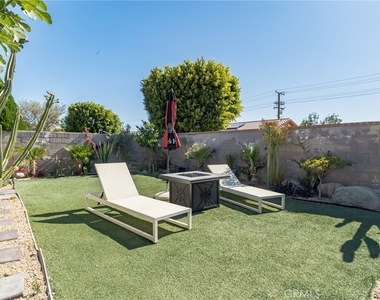 27350 Melanita - Photo Thumbnail 7