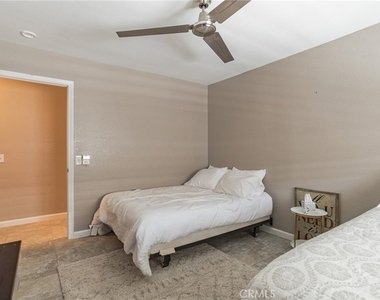 27350 Melanita - Photo Thumbnail 24