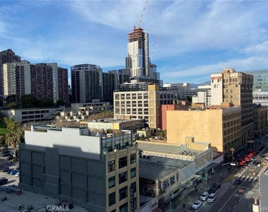 400 S Broadway - Photo Thumbnail 14