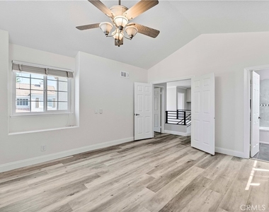 12 Dominguez Street - Photo Thumbnail 18