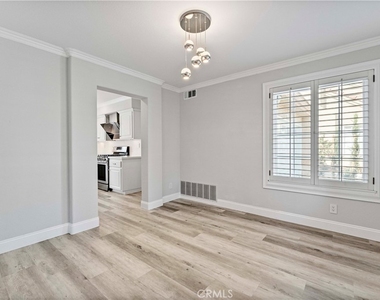 12 Dominguez Street - Photo Thumbnail 21