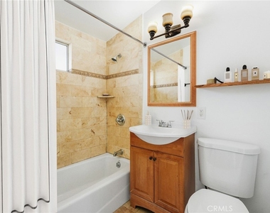 20321 Hamlin Street - Photo Thumbnail 17