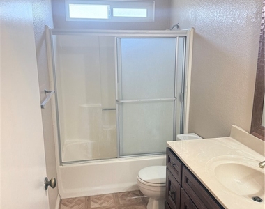 506 N Chapel - Photo Thumbnail 6