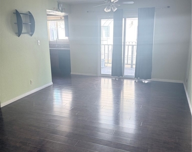 506 N Chapel - Photo Thumbnail 8