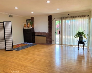 1638 Grove Place - Photo Thumbnail 1