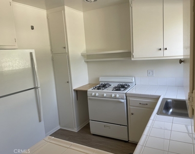 630 San Vicente - Photo Thumbnail 7