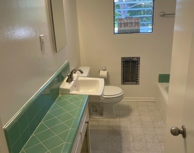 630 San Vicente - Photo Thumbnail 14
