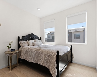 27553 Sanctuary Court - Photo Thumbnail 16
